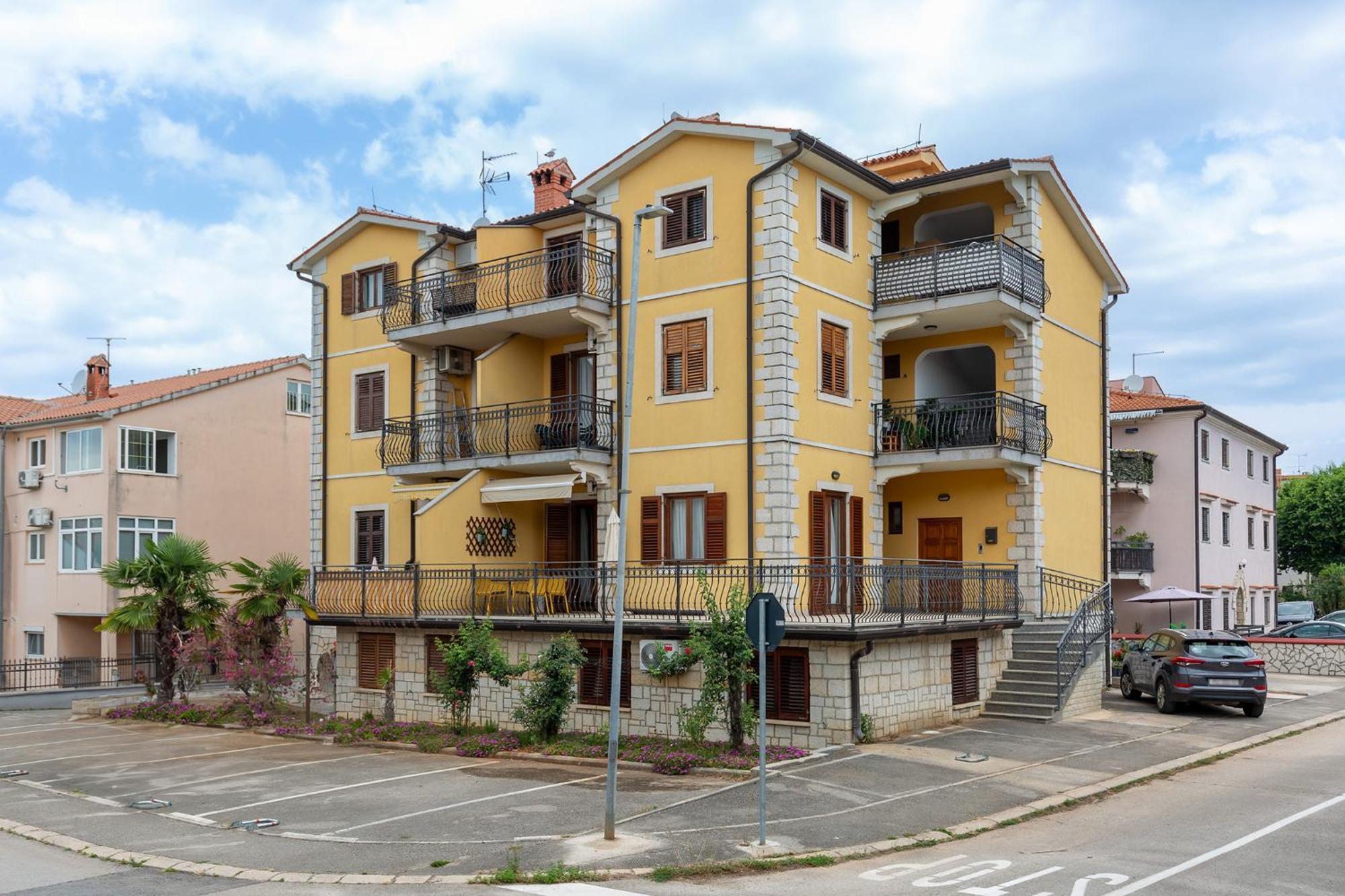 Apartment Mare Porec Exterior photo